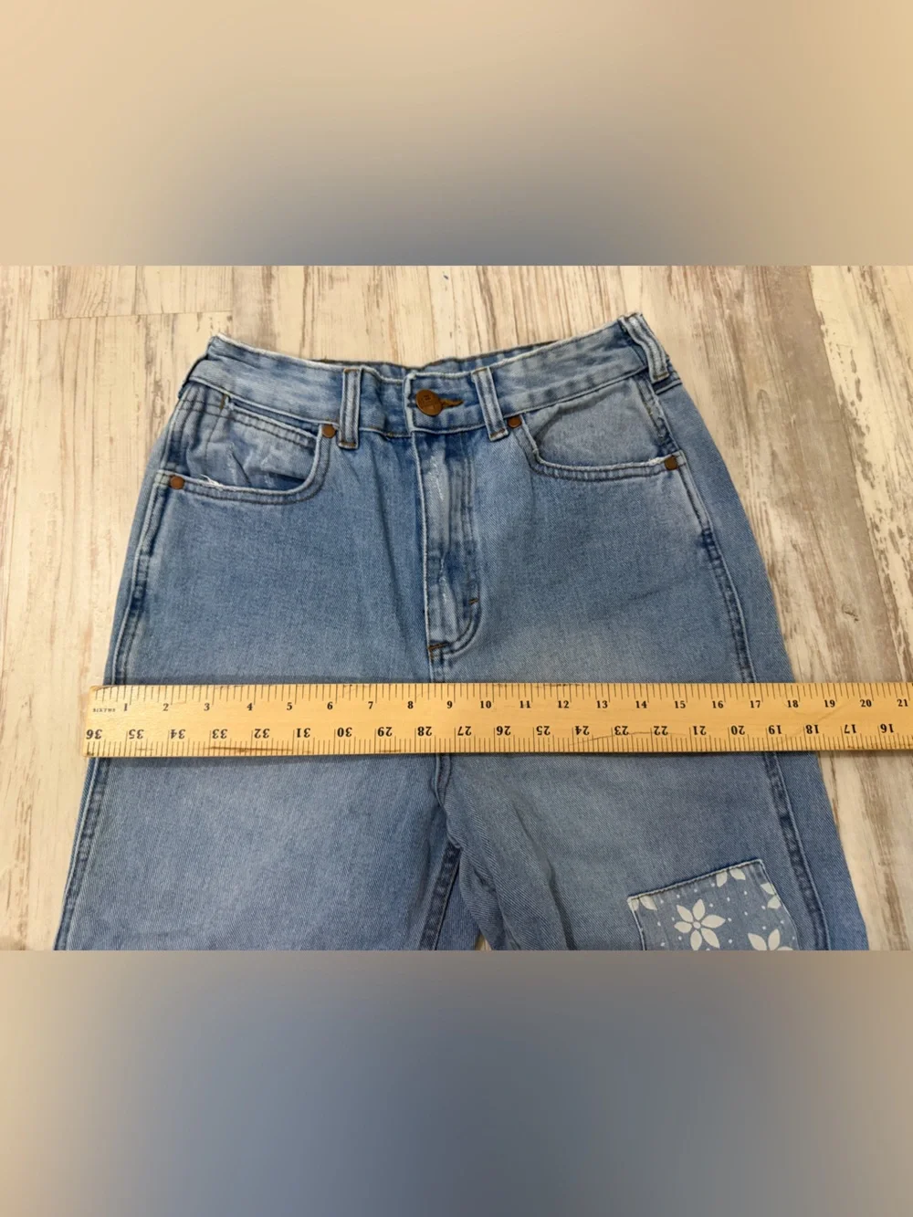 Billabong Wrangler Women's Blue Denim Patchwork Flared Jeans Pockets 27 - Picture 6 of 12